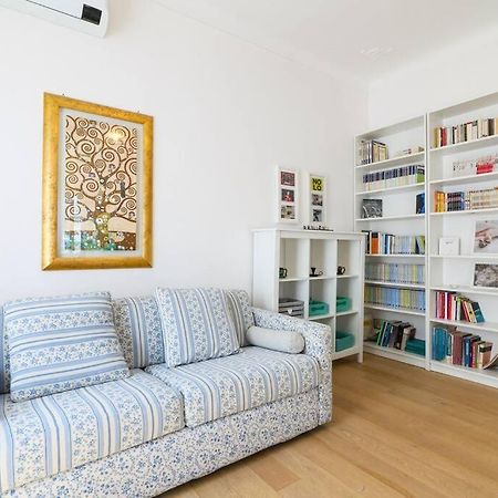 Primopiano - Rinuccini Apartment Milan Bagian luar foto