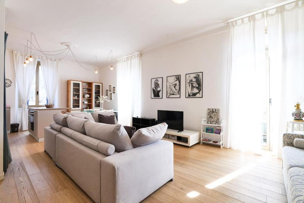 Primopiano - Rinuccini Apartment Milan Bagian luar foto