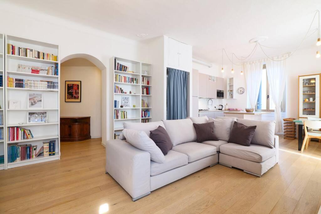 Primopiano - Rinuccini Apartment Milan Bagian luar foto