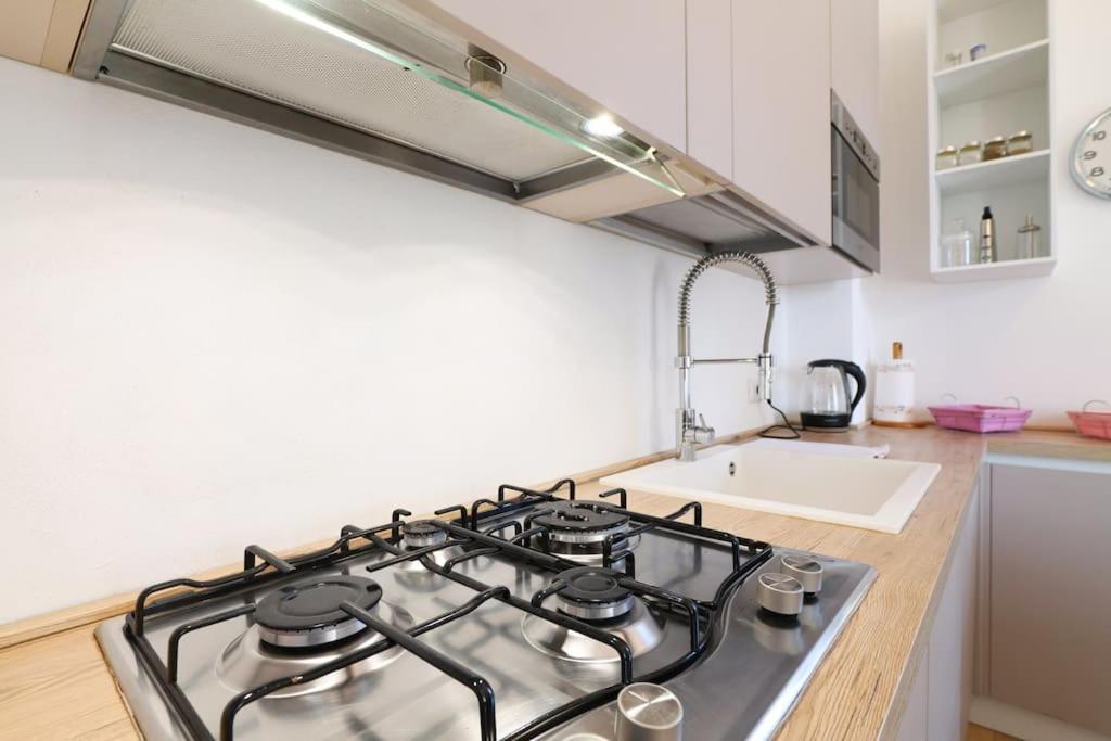 Primopiano - Rinuccini Apartment Milan Bagian luar foto