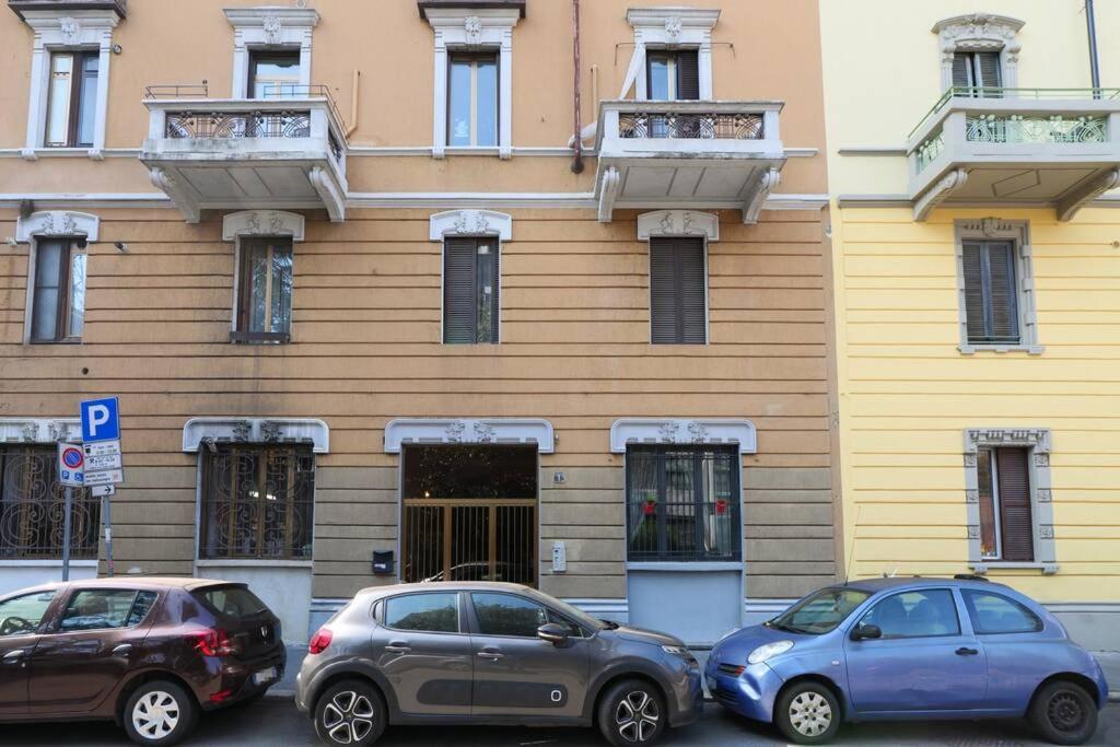 Primopiano - Rinuccini Apartment Milan Bagian luar foto