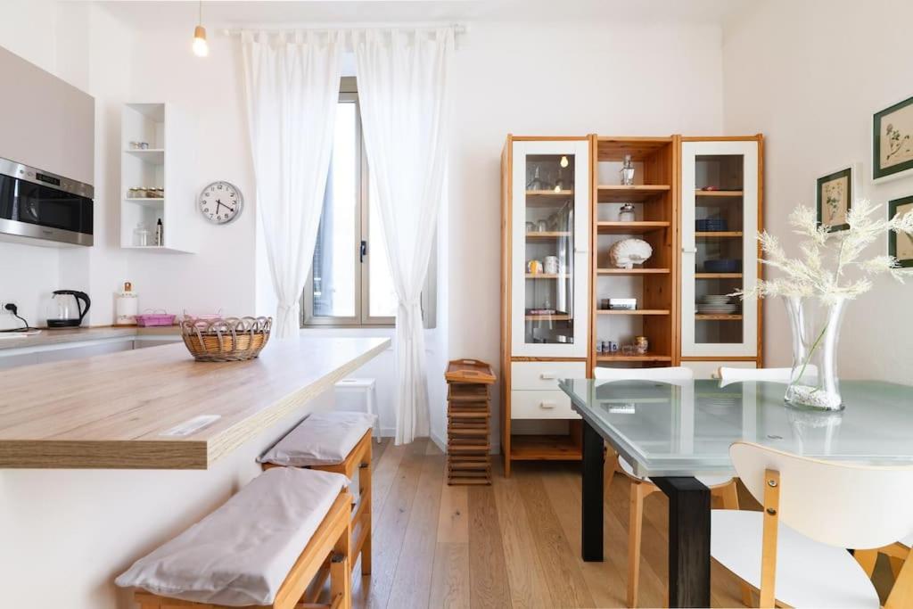 Primopiano - Rinuccini Apartment Milan Bagian luar foto
