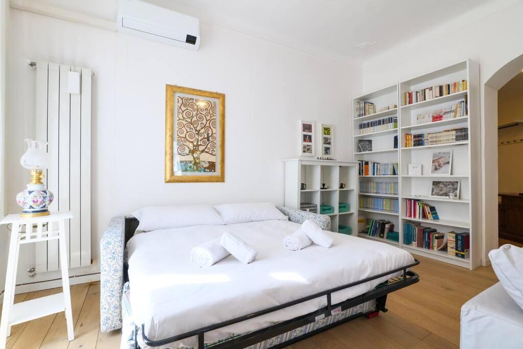 Primopiano - Rinuccini Apartment Milan Bagian luar foto