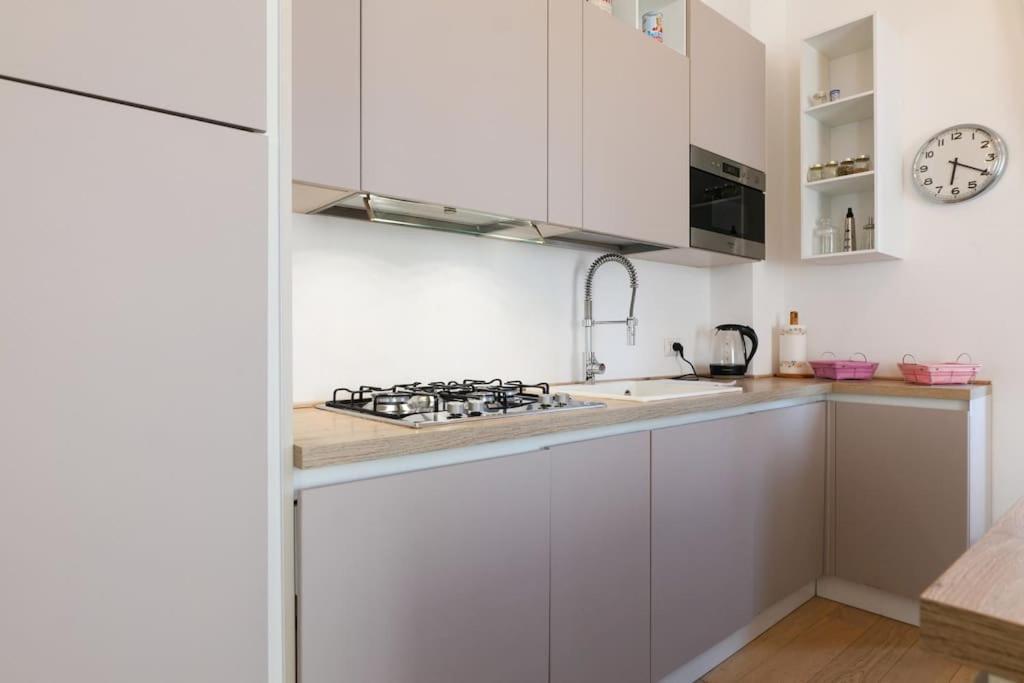 Primopiano - Rinuccini Apartment Milan Bagian luar foto